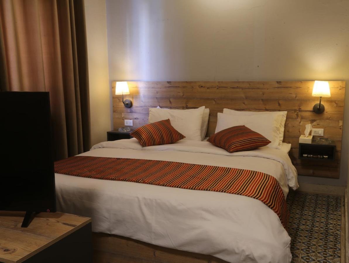 עמאן Riviera Hotel מראה חיצוני תמונה