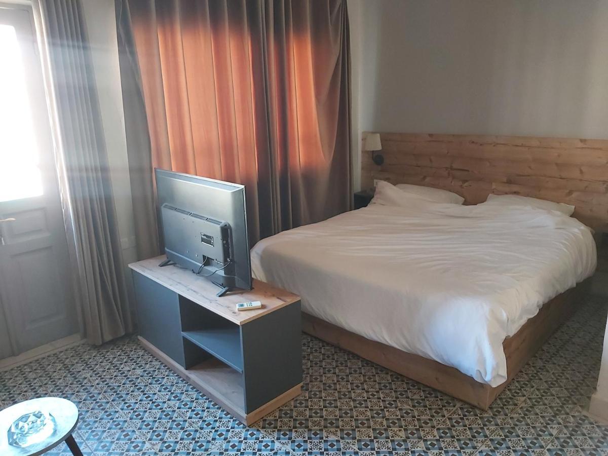 עמאן Riviera Hotel מראה חיצוני תמונה